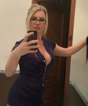 Соблазнительная красотка ждет щедрого джентльмена для интимных встреч. Мои чувственные прикосновения и страстные поцелуи погрузят тебя в океан удовольствия. Позвони, и я сделаю твои фантазии реальностью! 1114, 39 лет